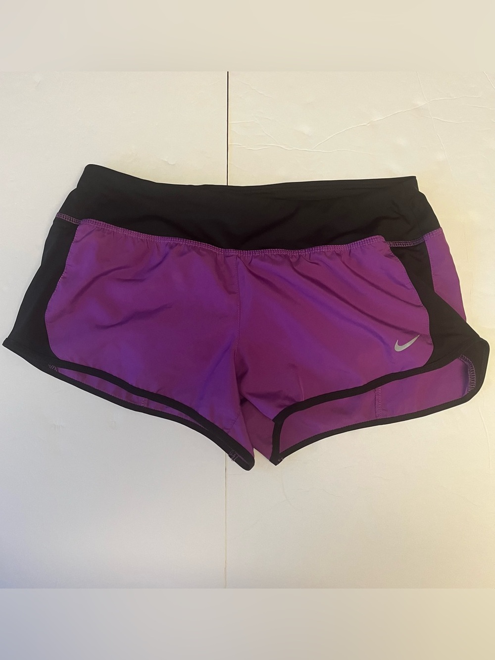 Nike Dri-FIT Women’s Colorblock Running Shorts Purple/Black Drawstring Size M